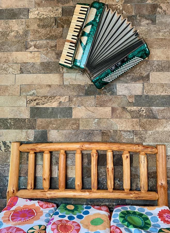 Chata Musica Malatiny エクステリア 写真